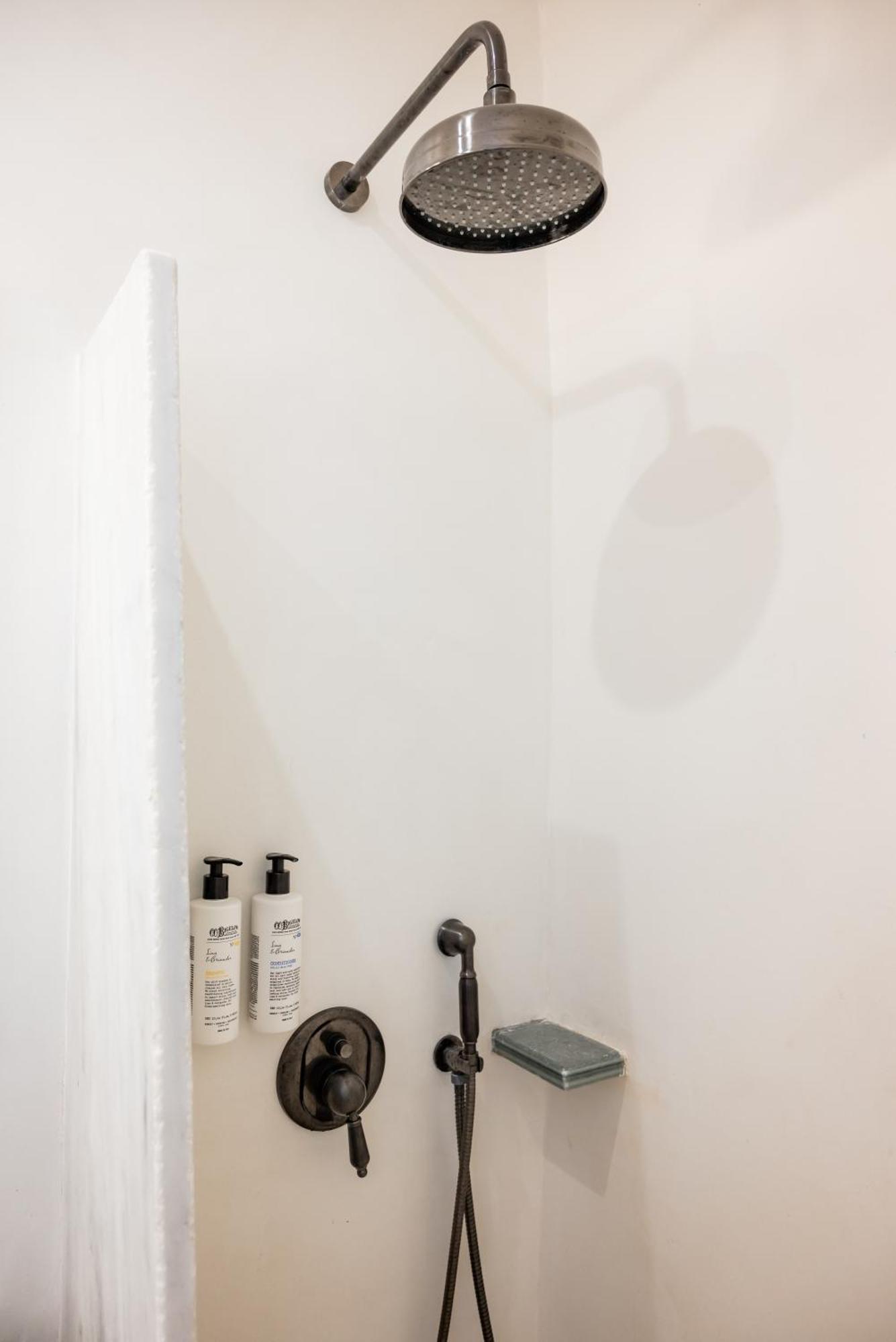 Aniko Suites White Alley Mykonos Town Exterior foto