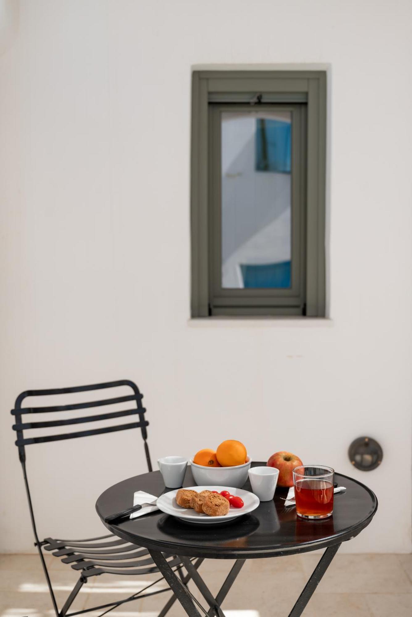 Aniko Suites White Alley Mykonos Town Exterior foto